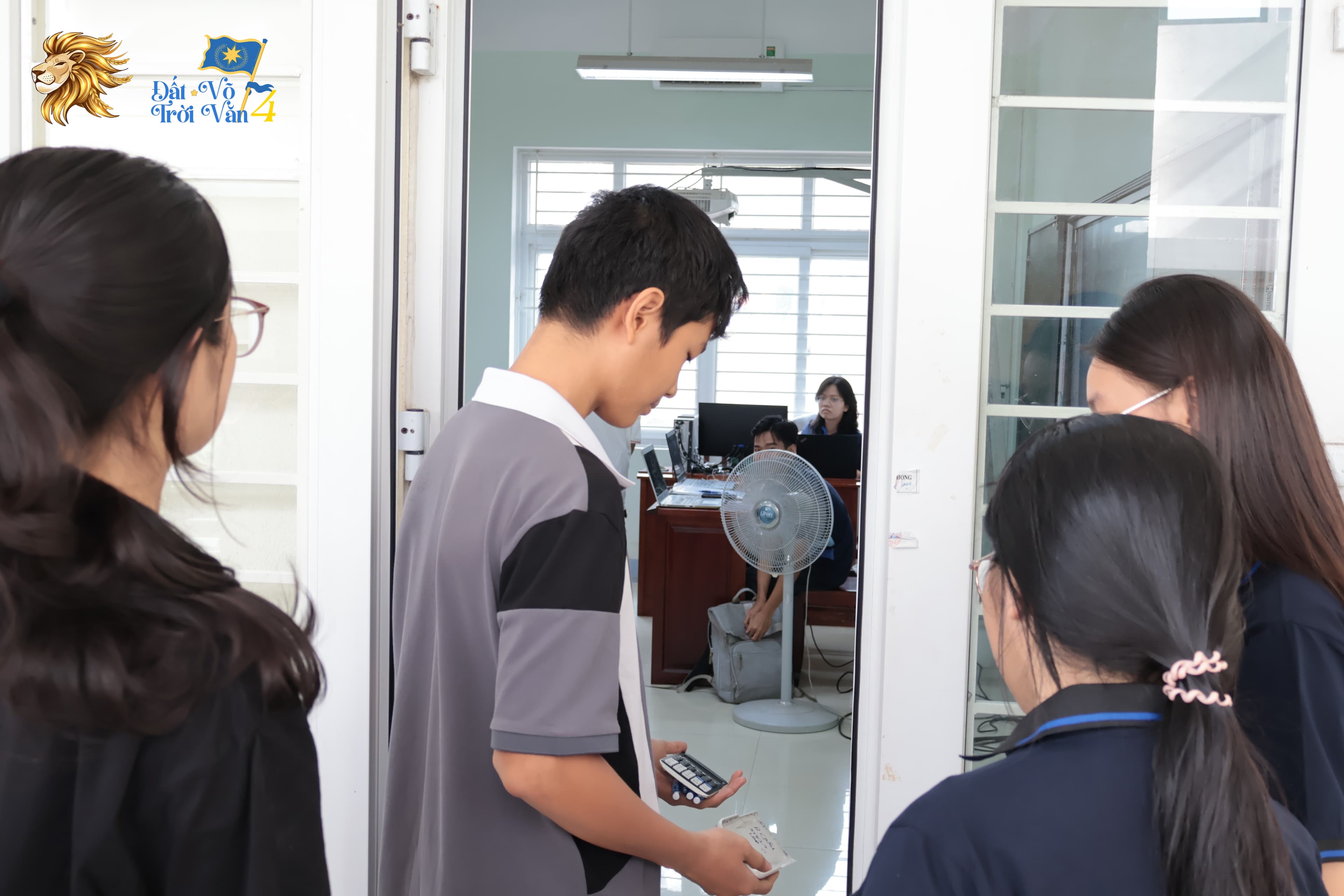 Đất võ trời văn 4 - vòng loại - khoảnh khắc 13